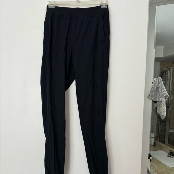 Lululemon adapted state joggers black size 2 - Picture 2 of 4